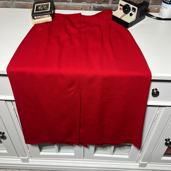 Vintage | size 8 | Red | Cynthia Howie | Pleated | A-line skirt - Picture 16 of 16
